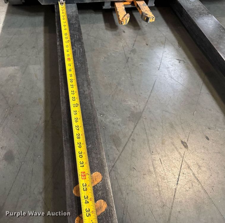 image for item DH9977 2017 Crown SP4020-30 order picker