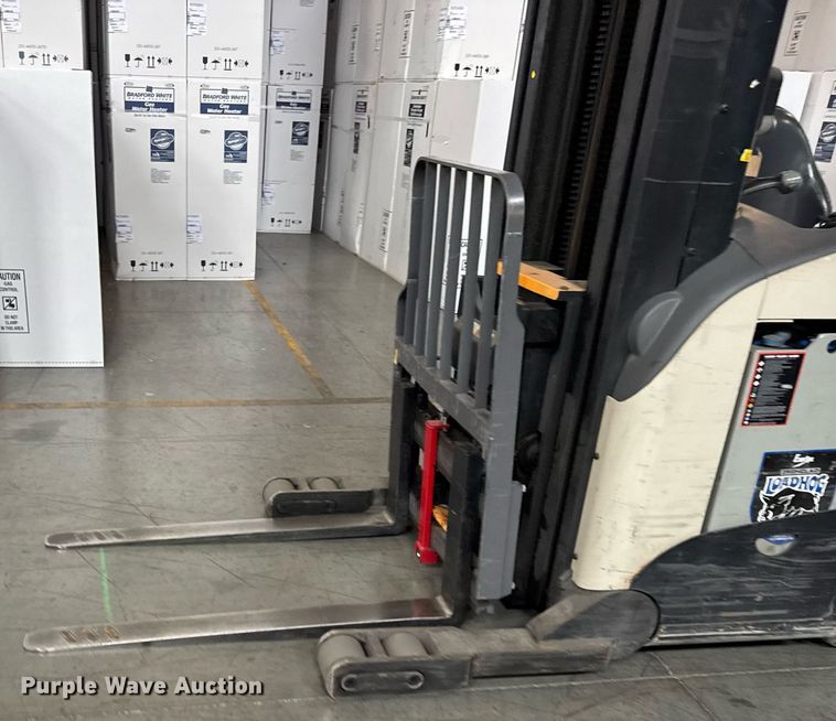 image for item DH9978 Crown RR5725-35 reach truck