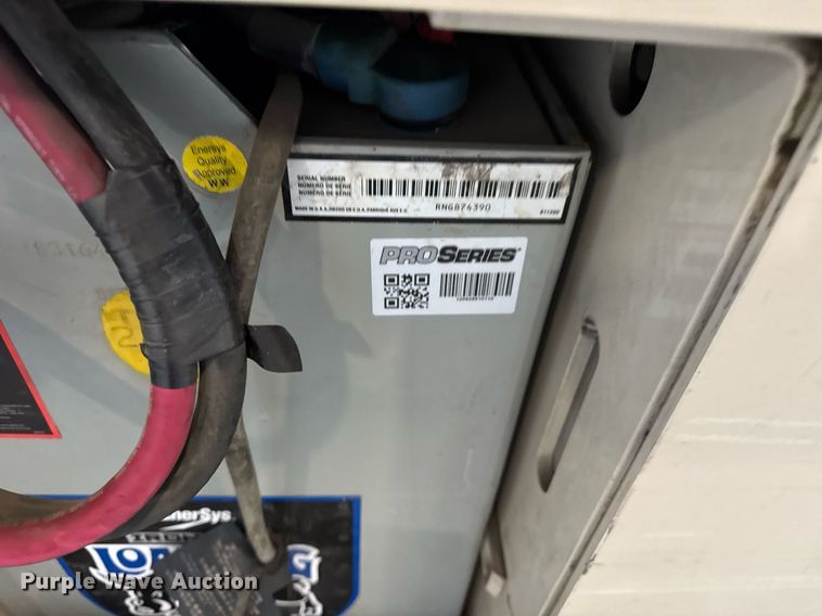 image for item DH9978 Crown RR5725-35 reach truck