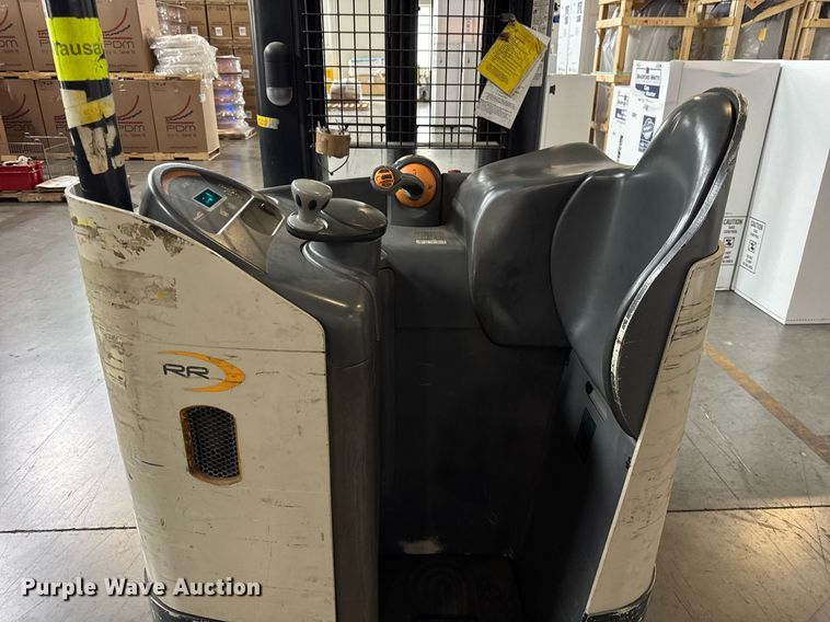 image for item DH9978 Crown RR5725-35 reach truck