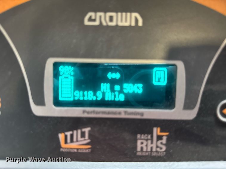 image for item DH9978 Crown RR5725-35 reach truck