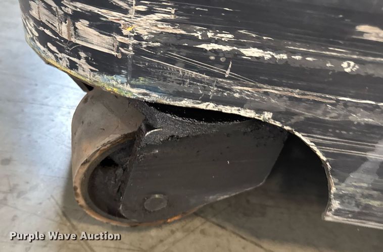 image for item DH9978 Crown RR5725-35 reach truck