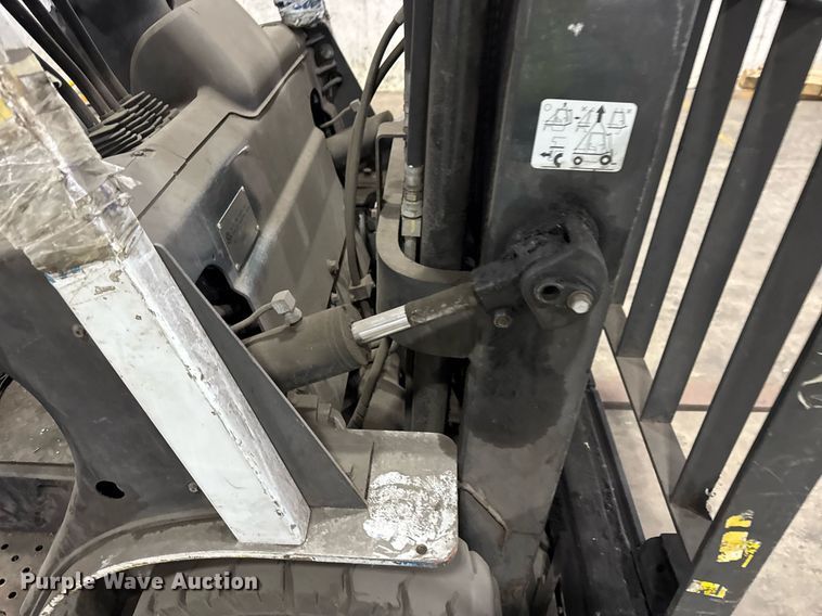 image for item DH9986 2015 UniCarriers PF50 forklift