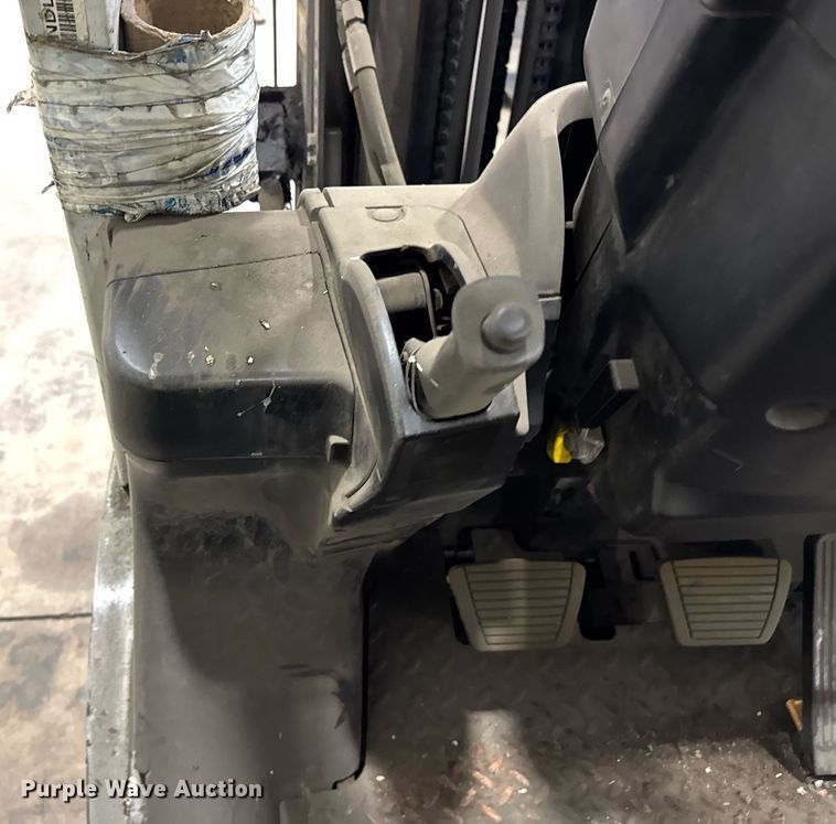 image for item DH9986 2015 UniCarriers PF50 forklift