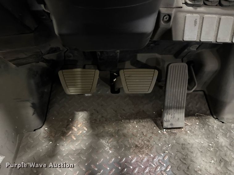 image for item DH9986 2015 UniCarriers PF50 forklift