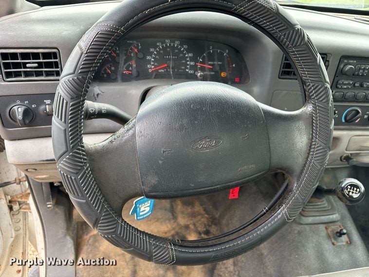 image for item DM1900 1999 Ford F550 Super Duty XL flatbed truck