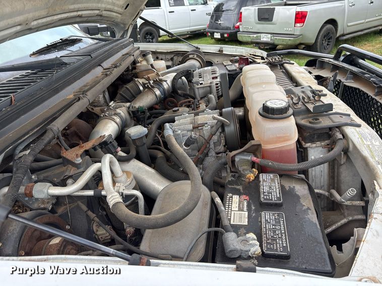 image for item DM1900 1999 Ford F550 Super Duty XL flatbed truck