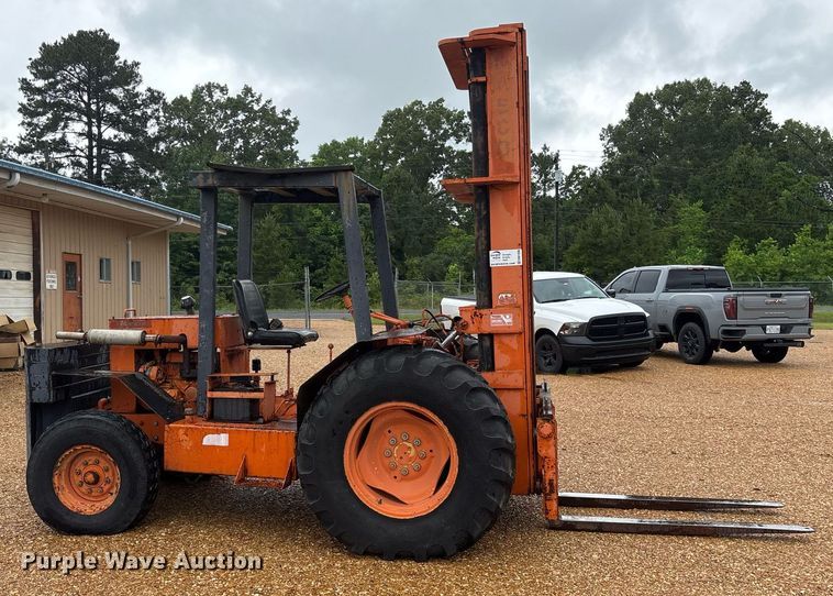 image for item DM1908 1988 Nasco Loadster DFT8 forklift