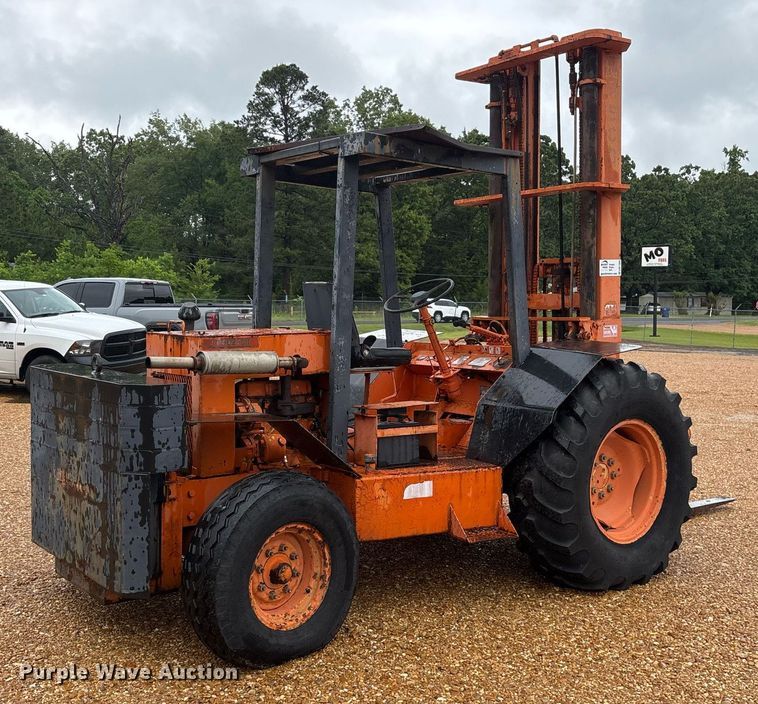 image for item DM1908 1988 Nasco Loadster DFT8 forklift