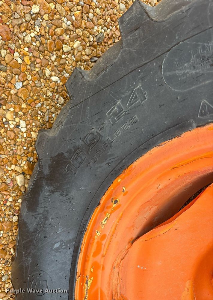 image for item DM1908 1988 Nasco Loadster DFT8 forklift