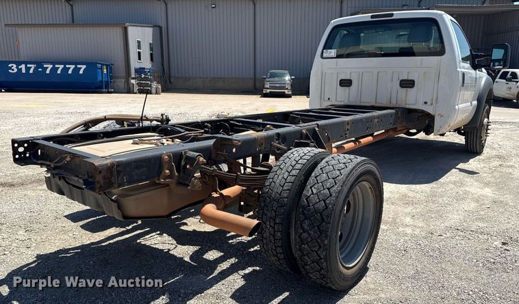 image for item DM5737 2015 Ford F550 Super Duty truck cab and chassis