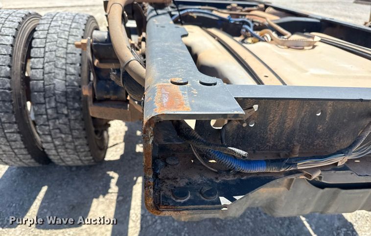 image for item DM5737 2015 Ford F550 Super Duty truck cab and chassis