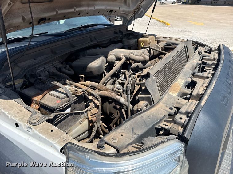 image for item DM5737 2015 Ford F550 Super Duty truck cab and chassis