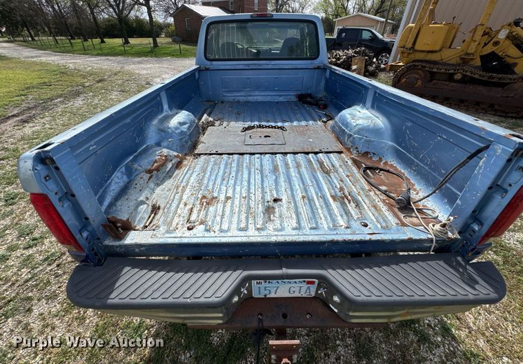image for item DO0783 1997 Ford F250 SuperCab pickup truck