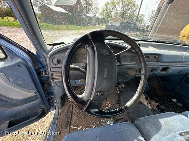 image for item DO0783 1997 Ford F250 SuperCab pickup truck