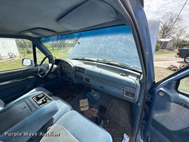 image for item DO0783 1997 Ford F250 SuperCab pickup truck