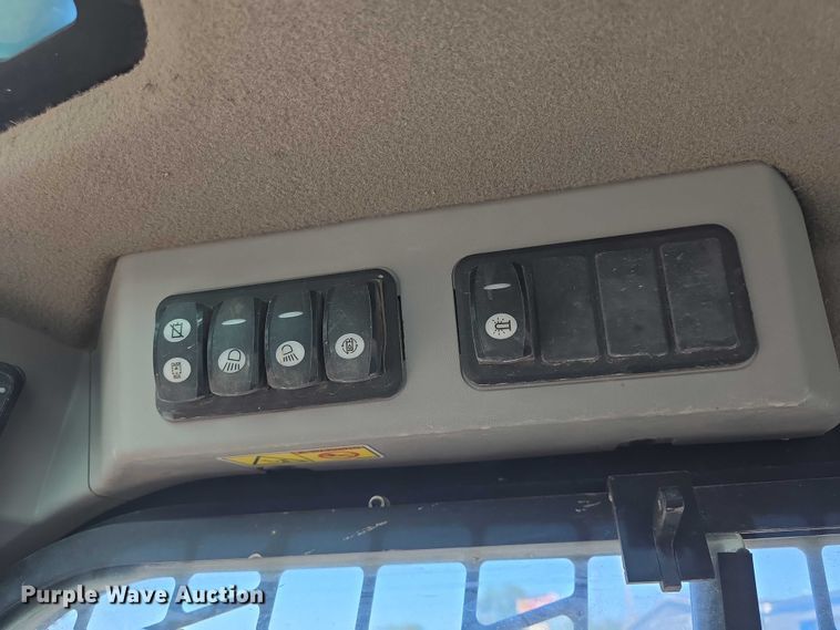 image for item DO7934 2016 Caterpillar 289D tracked skid steer loader