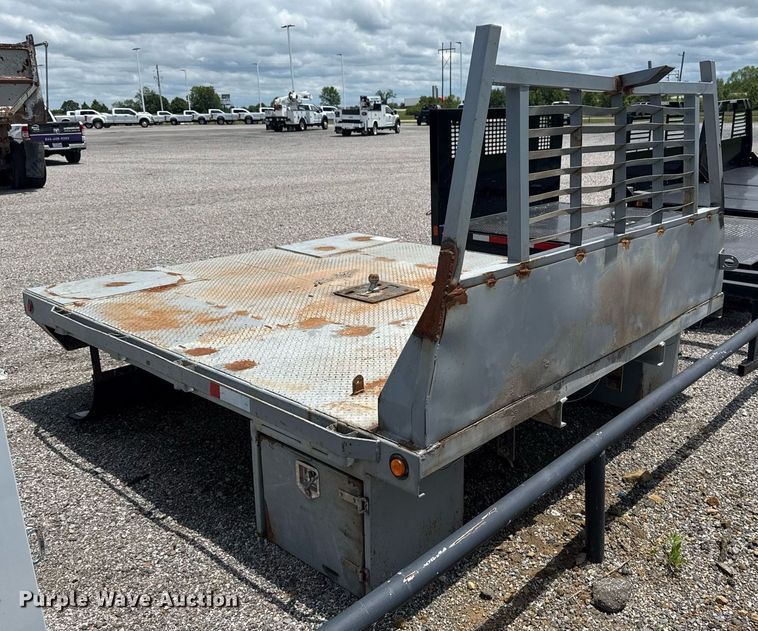 image for item DS3742 Flatbed