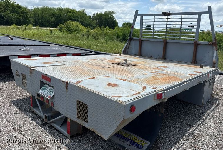 image for item DS3742 Flatbed