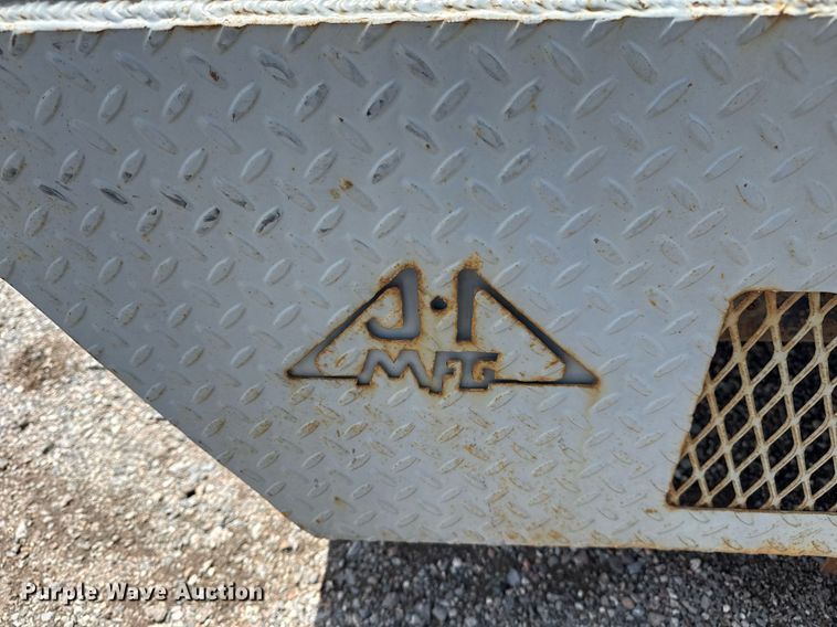 image for item DS3742 Flatbed