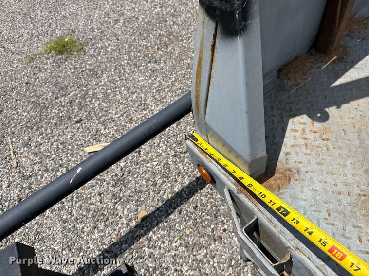 image for item DS3742 Flatbed