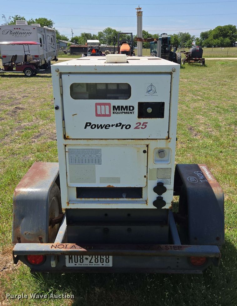 image for item DT4877 2013 Airman SDG25S generator