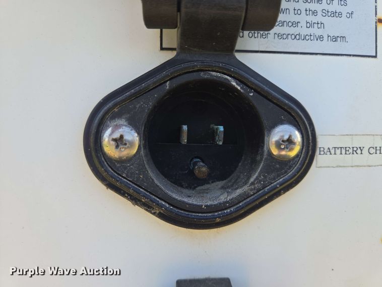 image for item DT4877 2013 Airman SDG25S generator