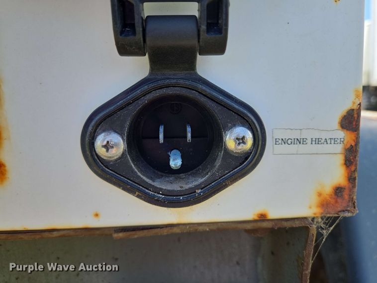 image for item DT4877 2013 Airman SDG25S generator