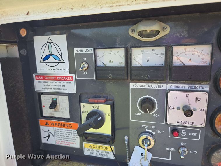 image for item DT4877 2013 Airman SDG25S generator