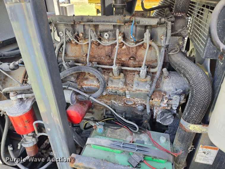 image for item DT4877 2013 Airman SDG25S generator