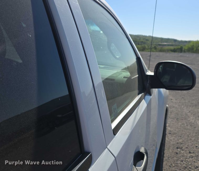 image for item DT6868 2011 Chevrolet Silverado 1500 Ext. Cab pickup truck