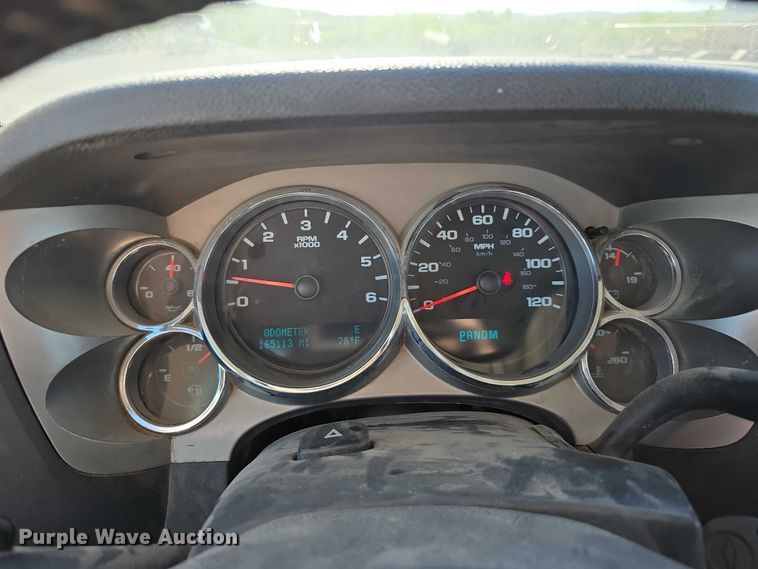 image for item DT6868 2011 Chevrolet Silverado 1500 Ext. Cab pickup truck