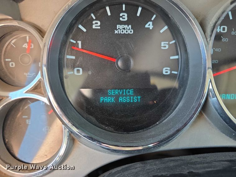 image for item DT6868 2011 Chevrolet Silverado 1500 Ext. Cab pickup truck