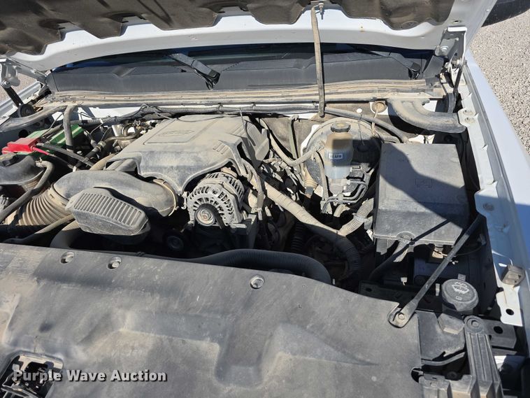 image for item DT6868 2011 Chevrolet Silverado 1500 Ext. Cab pickup truck