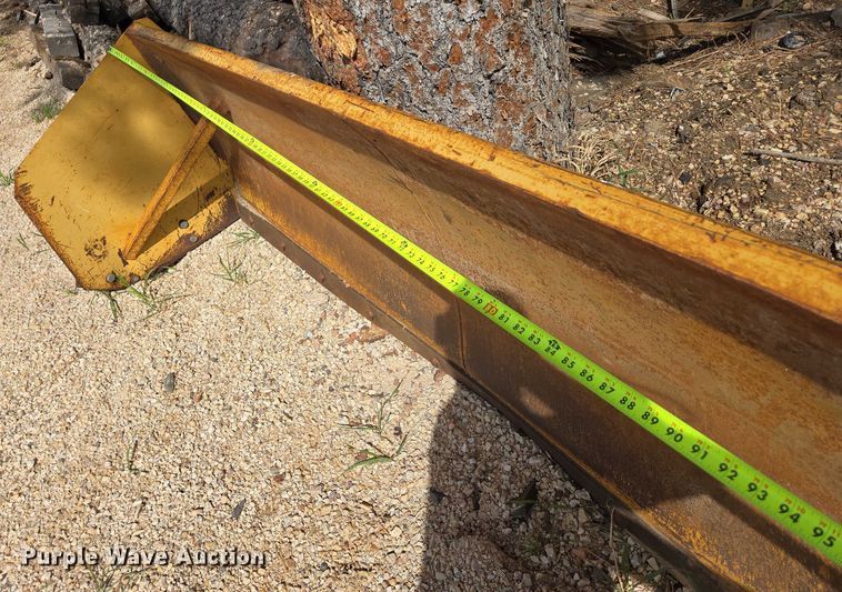 image for item DT7183 Skid steer snow pusher