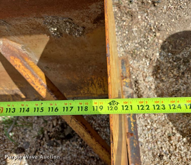 image for item DT7183 Skid steer snow pusher