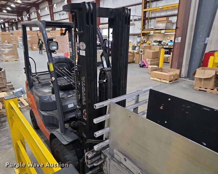 image for item DU7756 Toyota 8FGU18 forklift