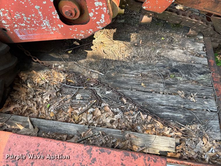 image for item DU7765 1985 Ditch Witch 3210 trencher