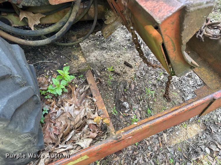 image for item DU7765 1985 Ditch Witch 3210 trencher