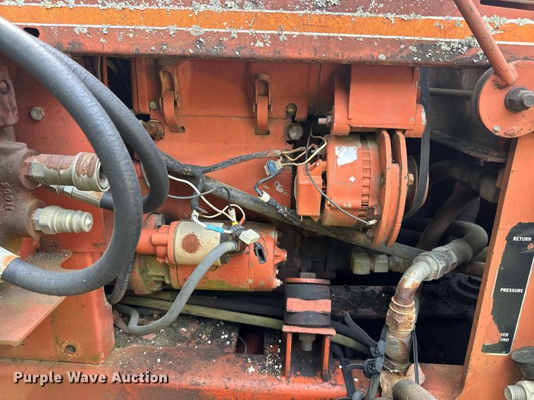 image for item DU7765 1985 Ditch Witch 3210 trencher