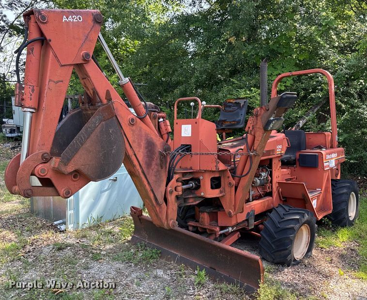 image for item DU7766 1990 Ditch Witch 4010 trencher