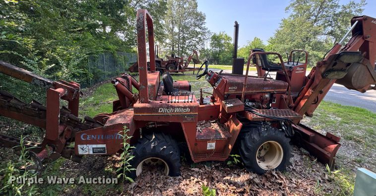 image for item DU7766 1990 Ditch Witch 4010 trencher