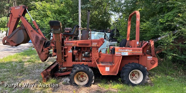 image for item DU7766 1990 Ditch Witch 4010 trencher