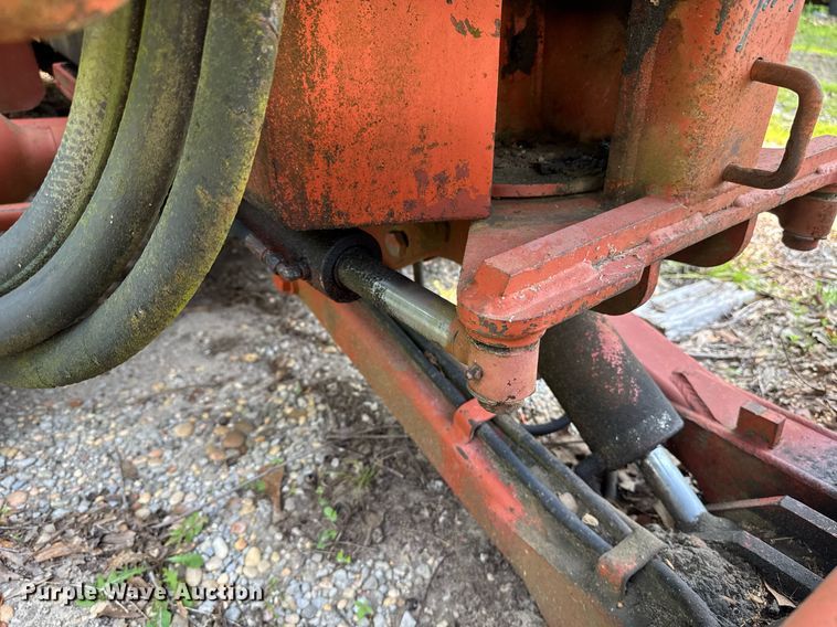 image for item DU7766 1990 Ditch Witch 4010 trencher