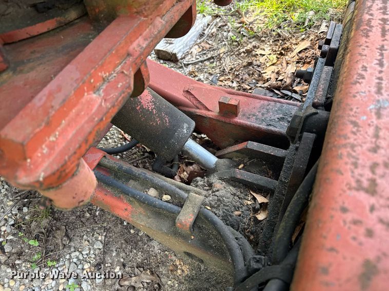 image for item DU7766 1990 Ditch Witch 4010 trencher