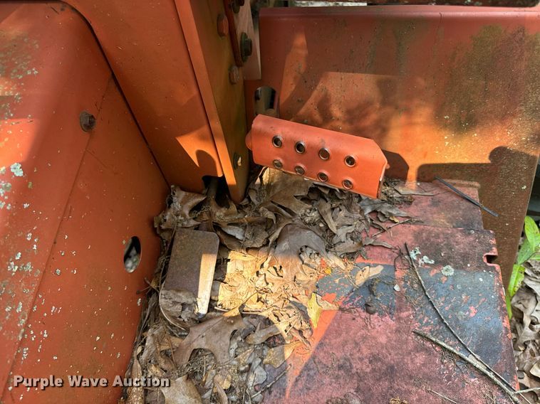 image for item DU7766 1990 Ditch Witch 4010 trencher