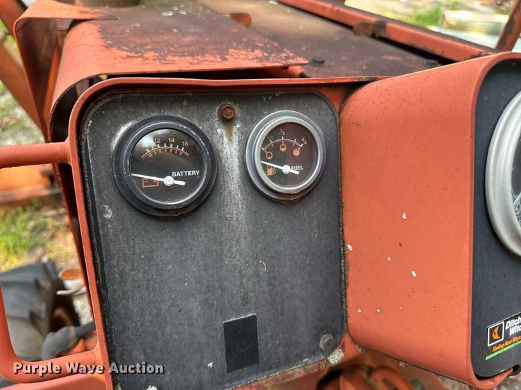 image for item DU7766 1990 Ditch Witch 4010 trencher