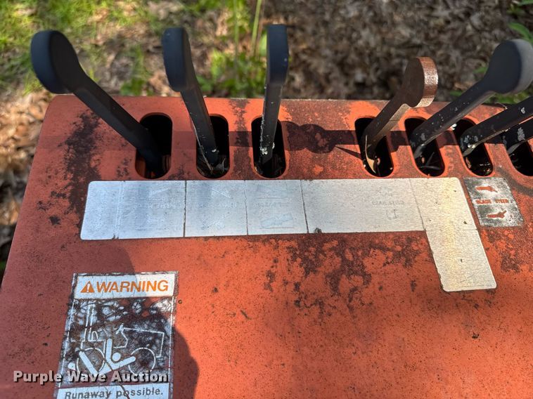 image for item DU7766 1990 Ditch Witch 4010 trencher