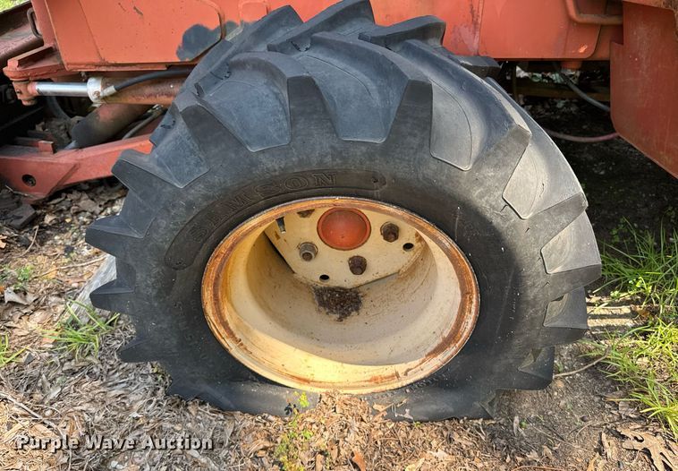 image for item DU7766 1990 Ditch Witch 4010 trencher