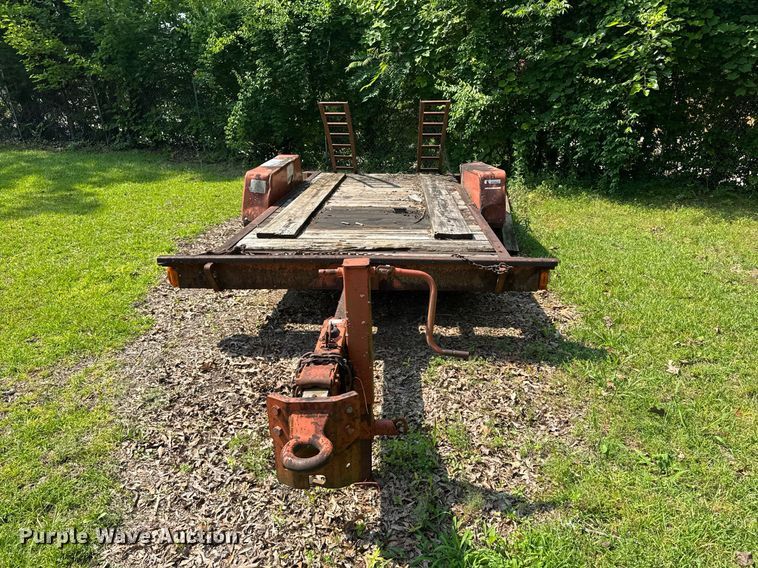 image for item DU7766 1990 Ditch Witch 4010 trencher